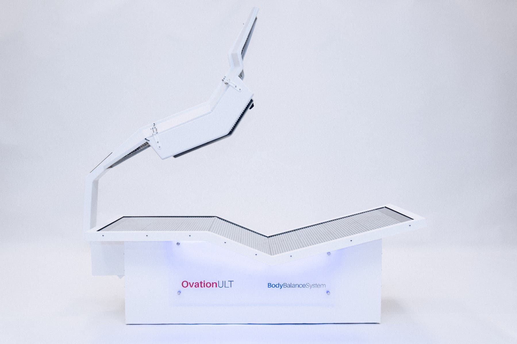 OvationULT- Zero Gravity Red Light Therapy Bed