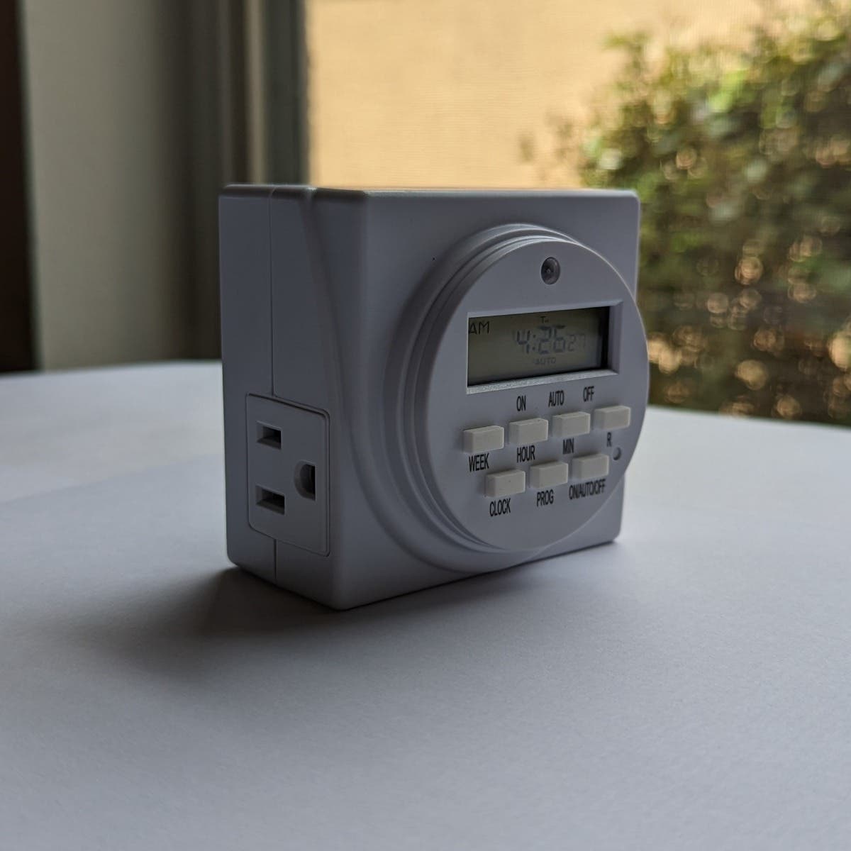 7-DayTimerforAutomaticOn/Off