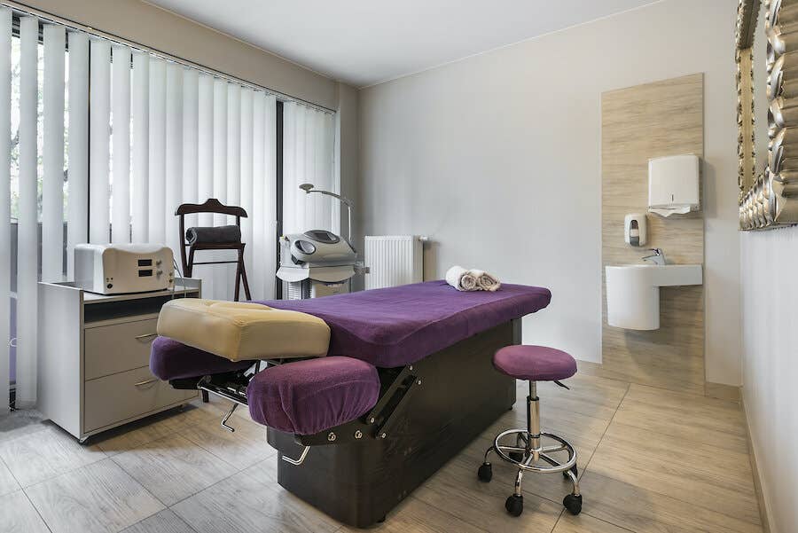 Using Germicidal Soaps & Hospital Grade Disinfectants for Salons & Spas
