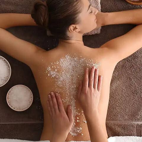 mw-buying-guide-massage-table-must-haves