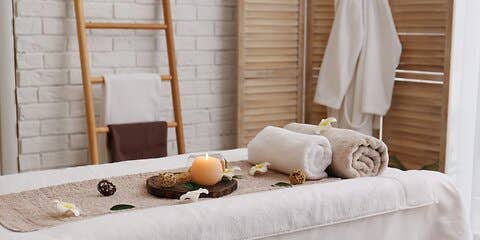 mw-buying-guide-massage-tables-are-like-elegant-desserts-1